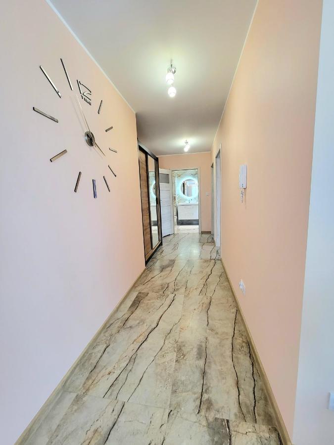 Apartament Eksclusive Paradise Down Town 6 Persons 3 *